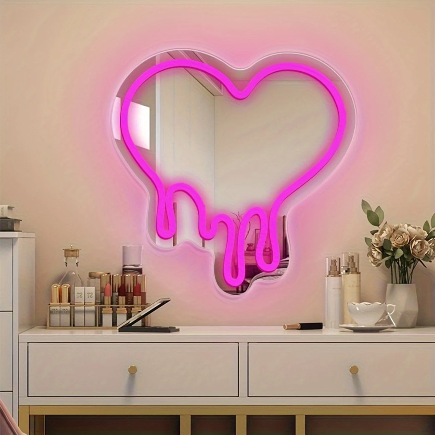 Gorgeous Heart-Shaped Makeup Mirror